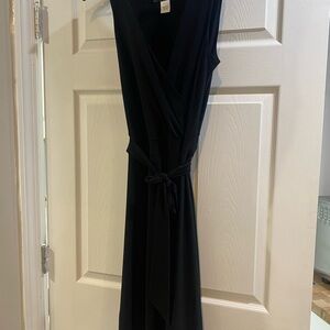 Tailor B. Moss Black Maxi Dress